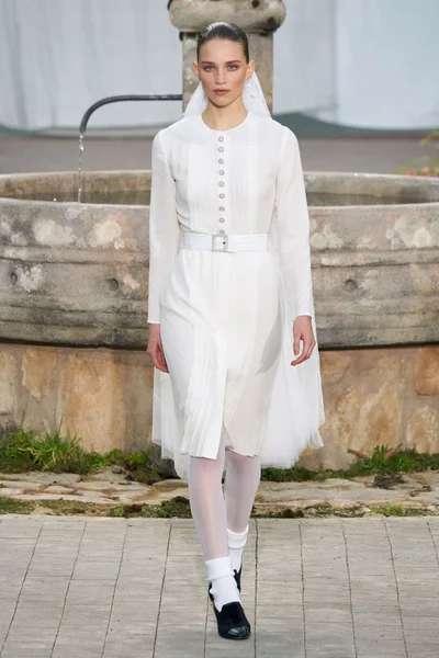 Look 62